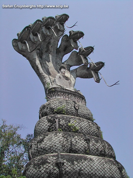 Nong Khai - Salalawkoo By bike we explore the region around Nong Khai. Salalawkoo is a big sculpture park donated by a maecenas who once employed 150 artists. Stefan Cruysberghs